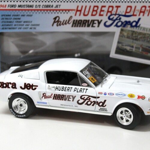 1:18 Auto World Ford Mustang S/S Cobra Jet Hubert Platt white - Image 2