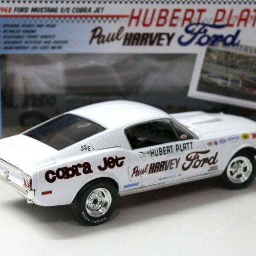 1:18 Auto World Ford Mustang S/S Cobra Jet Hubert Platt white - Image 3