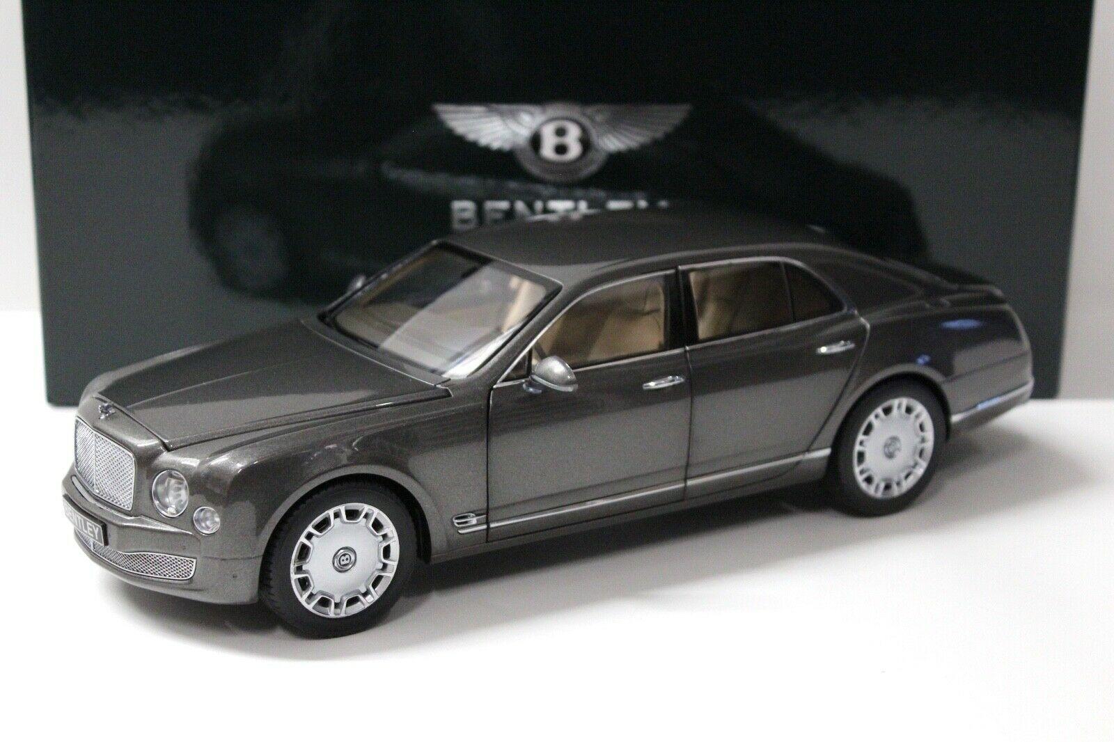 ID 39439 orig.jpg 1:18 Minichamps Bentley Mulsanne Brodgar grey DEALER VERSION