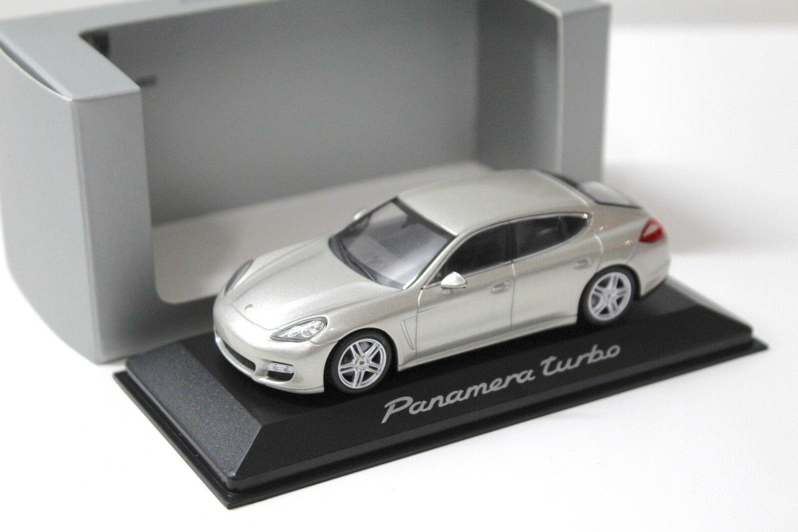 1:43 Minichamps Porsche Panamera Turbo beige DEALER VERSION