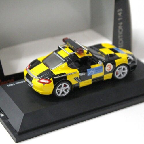 1:43 Schuco Porsche Cayman S "FOLLOW ME" Airport Hanover - Image 2