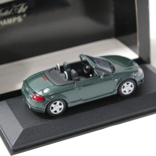 1:43 Minichamps Audi TT Roadster Steppengras green - Image 2