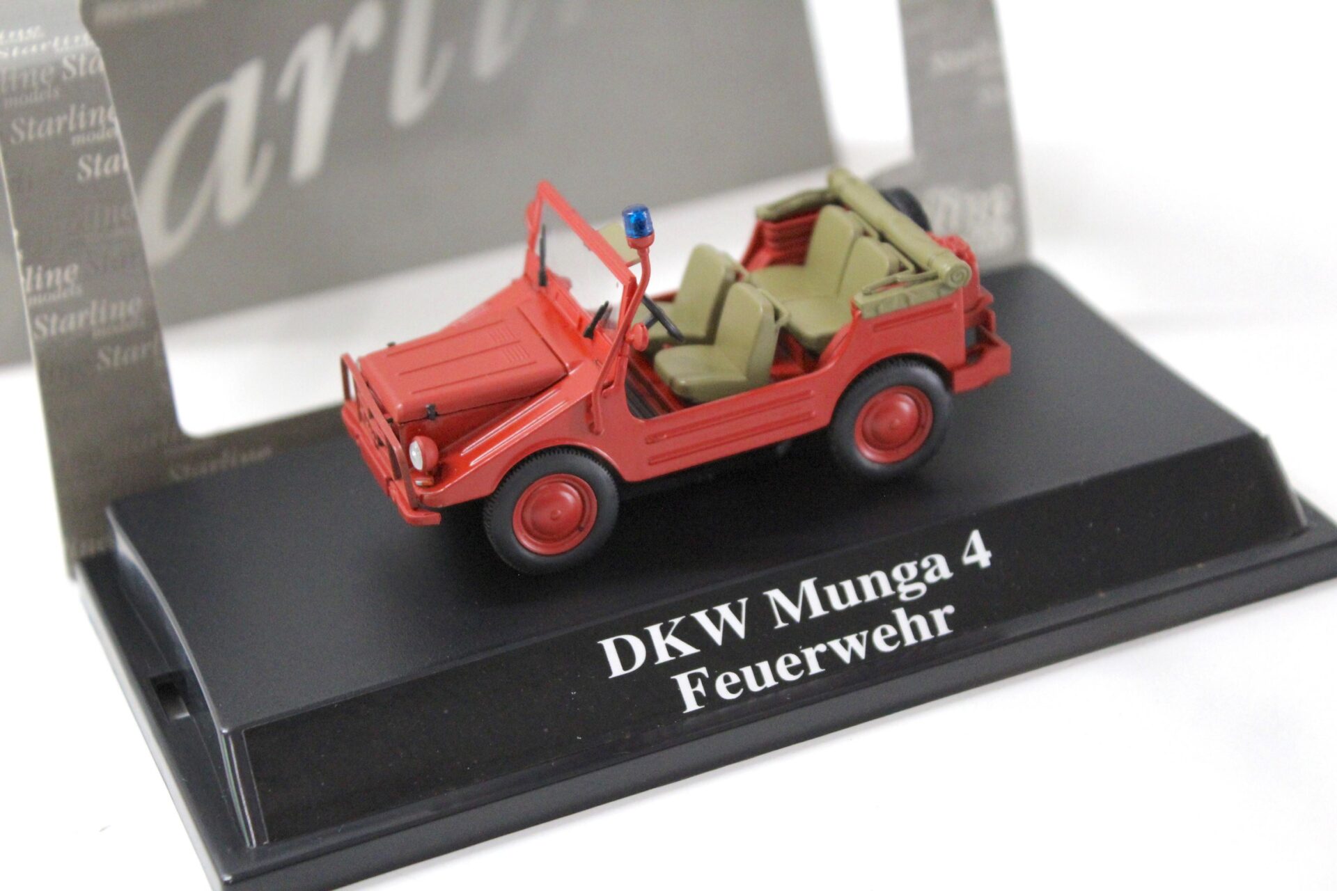 1:43 Starline DKW Munga 4 FEUERWEHR red