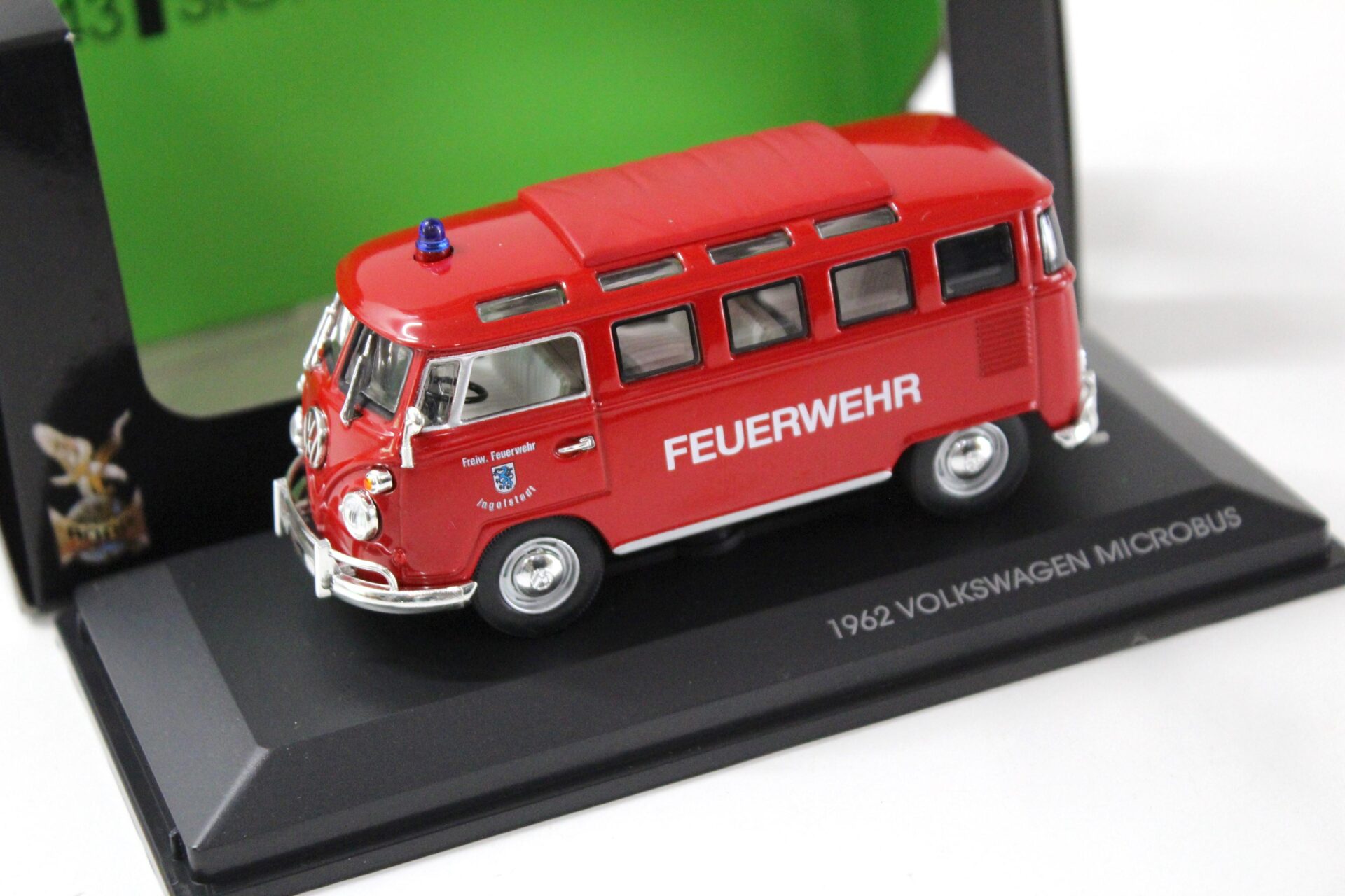 1:43 Road Signature 1962 VW Bus T1 Microbus FEUERWEHR red