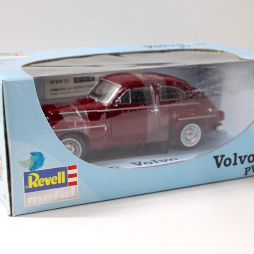 1:18 Revell Volvo PV 544 dark red
