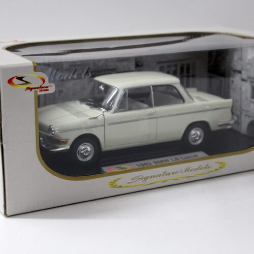 1:18 Signature Models 1962 BMW 700 LS Luxus beige