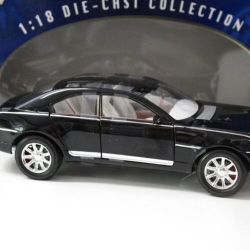 1:18 MOTOR MAX Lincoln Navicross Concept 2003 black
