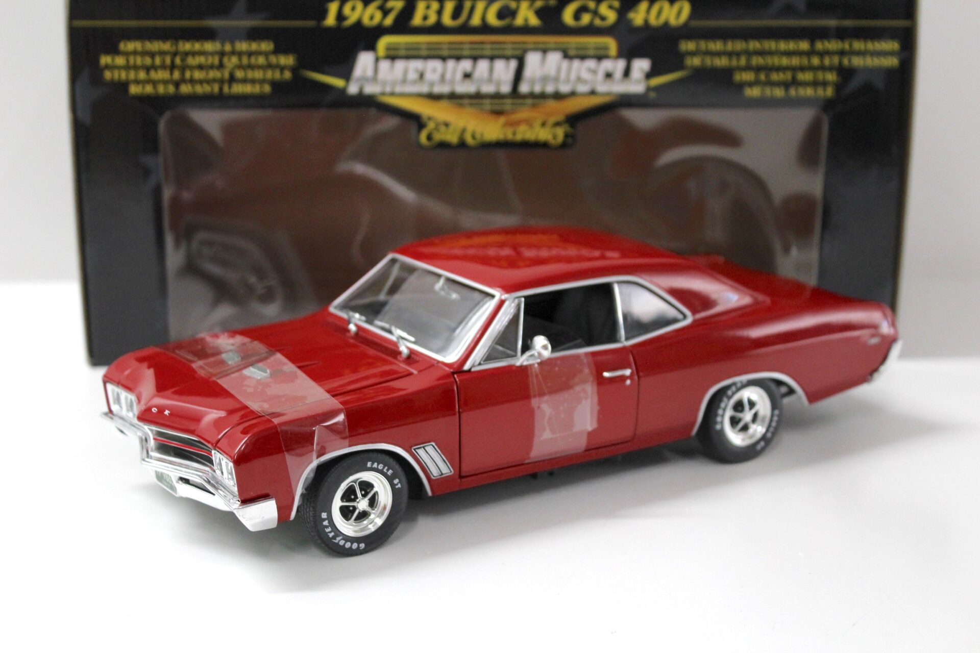 1:18 American Muscle ERTL 1967 Buick GS 400 Coupe red