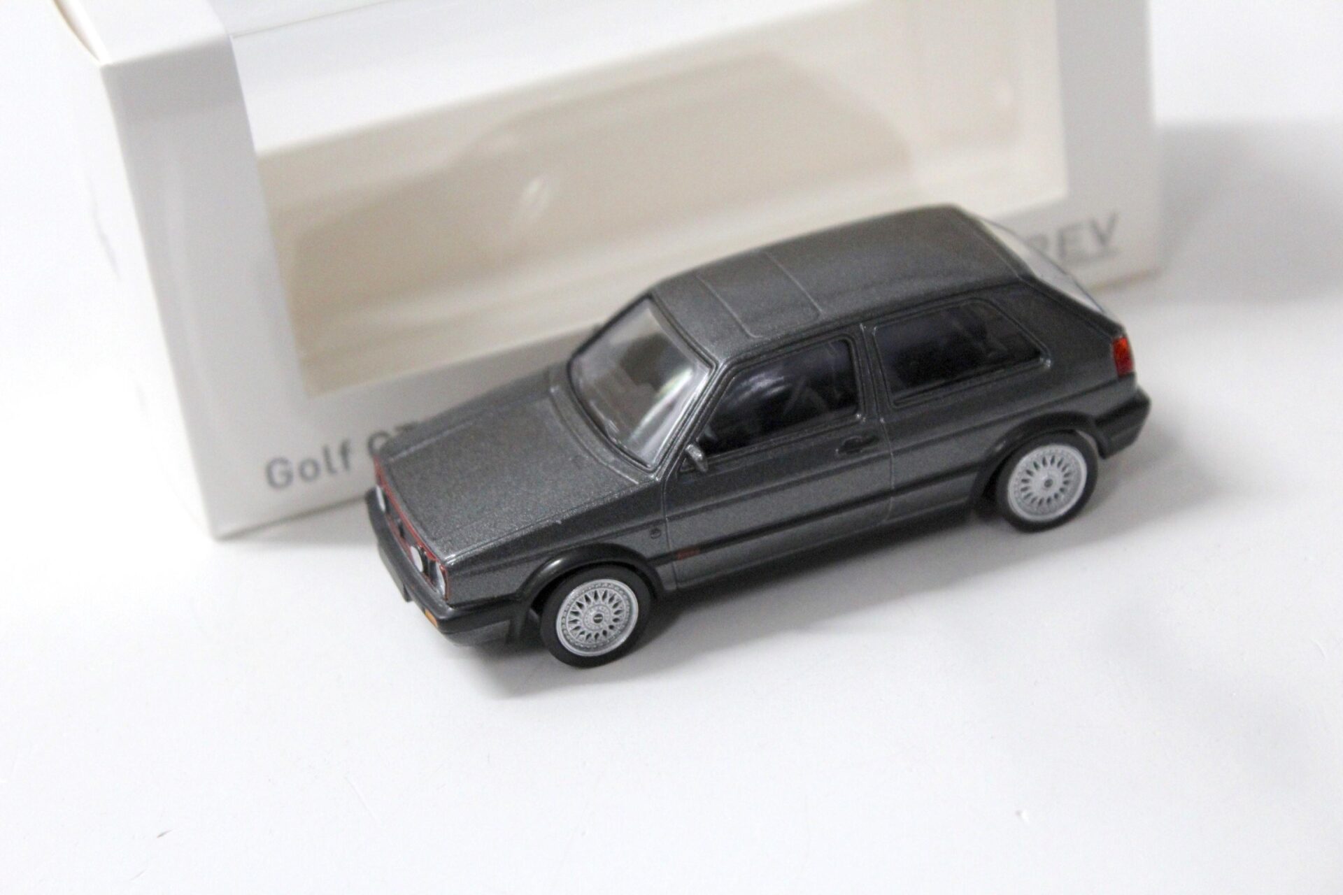 ID 44105 orig.jpg 1:43 Norev JET Car VW Golf II 2 GTI G60 grey metallic