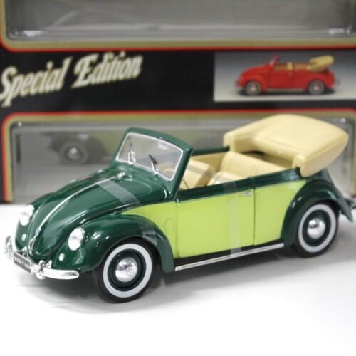 1:18 Maisto 1951 VW Käfer Cabriolet dark green/ green