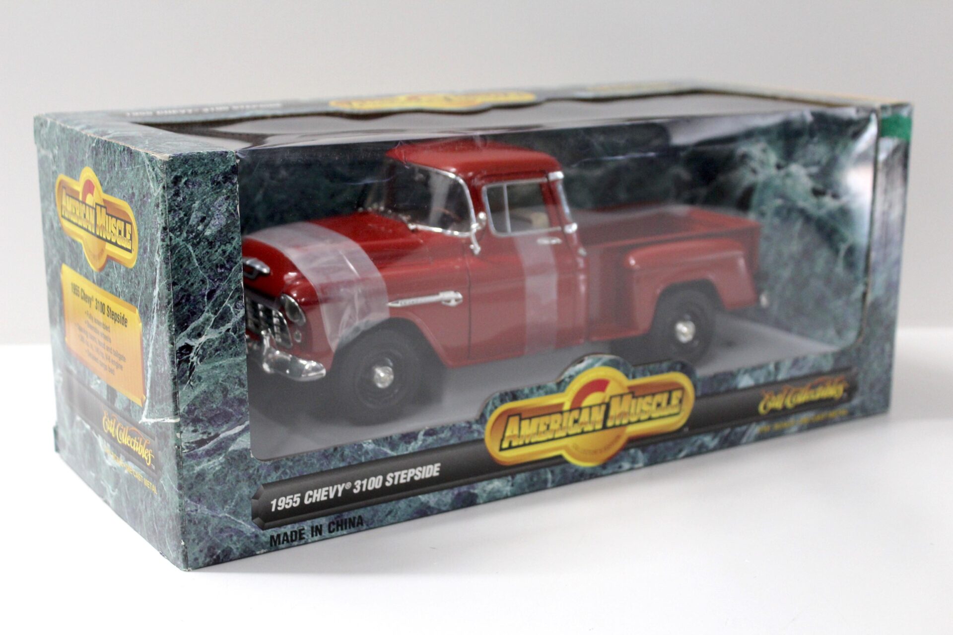 1:18 ERTL Chevrolet Chevy 3100 Stepside Pickup 1955 dark red
