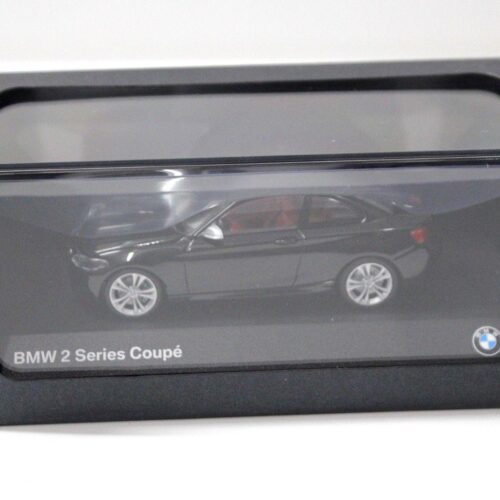 1:43 Minichamps BMW 2er F22 Coupe black DEALER VERSION