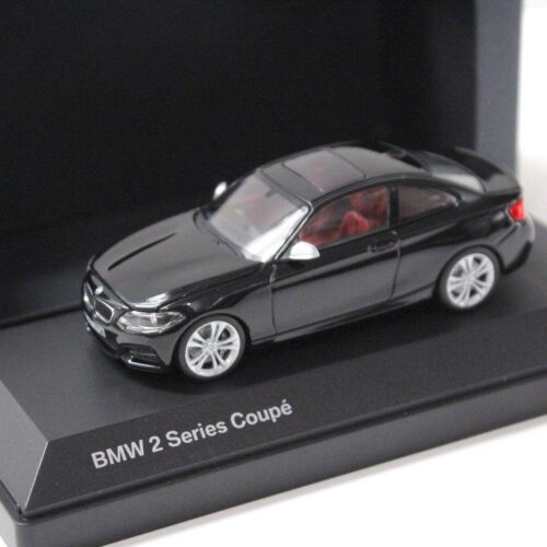 1:43 Minichamps BMW 2er F22 Coupe black DEALER VERSION