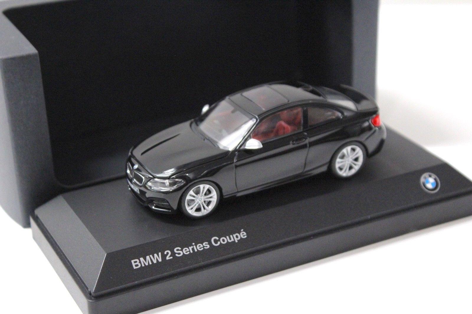 1:43 Minichamps BMW 2er F22 Coupe black DEALER VERSION