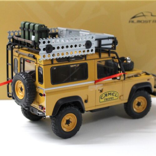 1:18 Almost Real Land Rover 90 "Camel Trophy" Borneo 1985