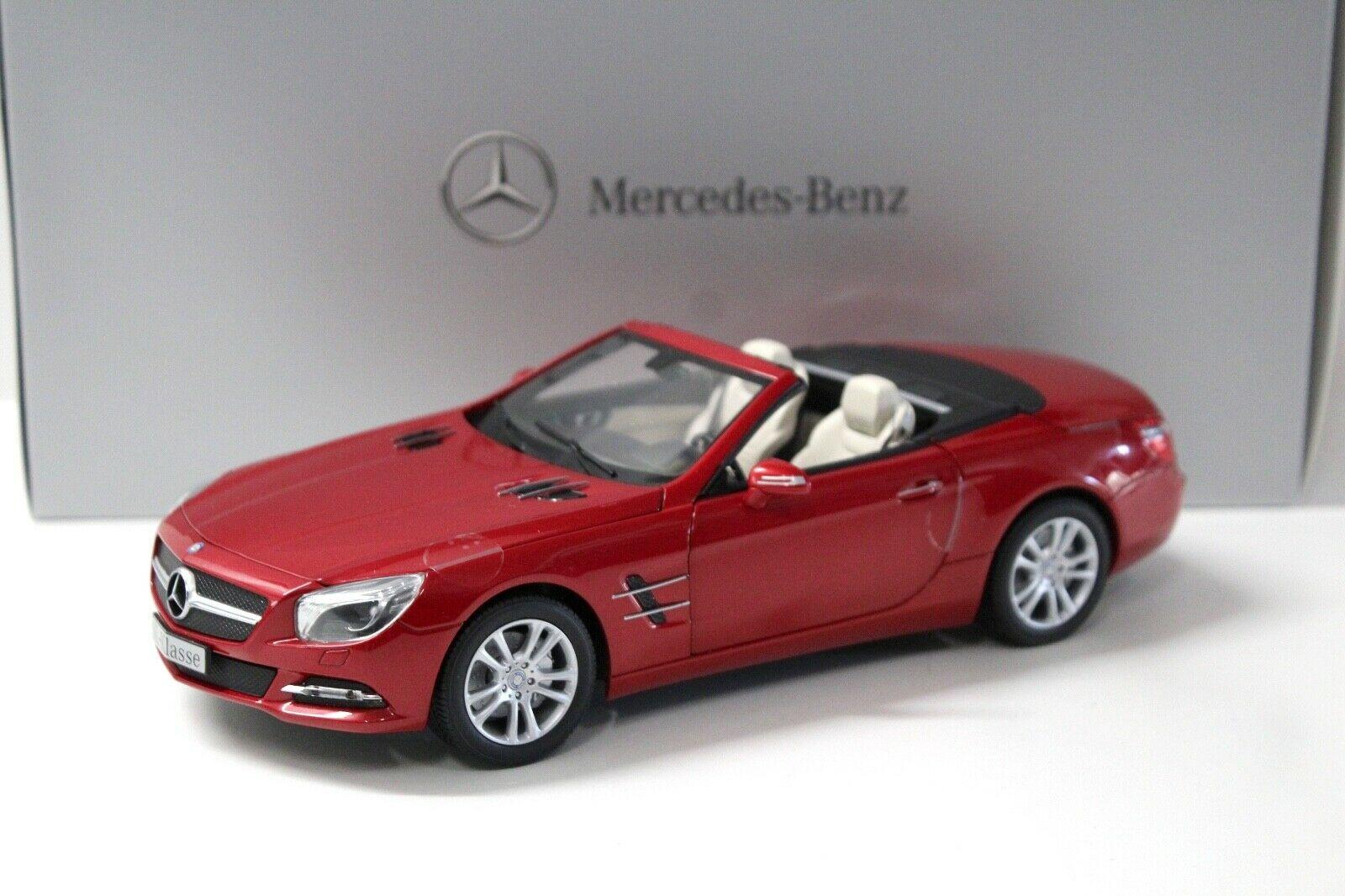 1:18 Norev Mercedes SL Convertible R231 red DEALER VERSION