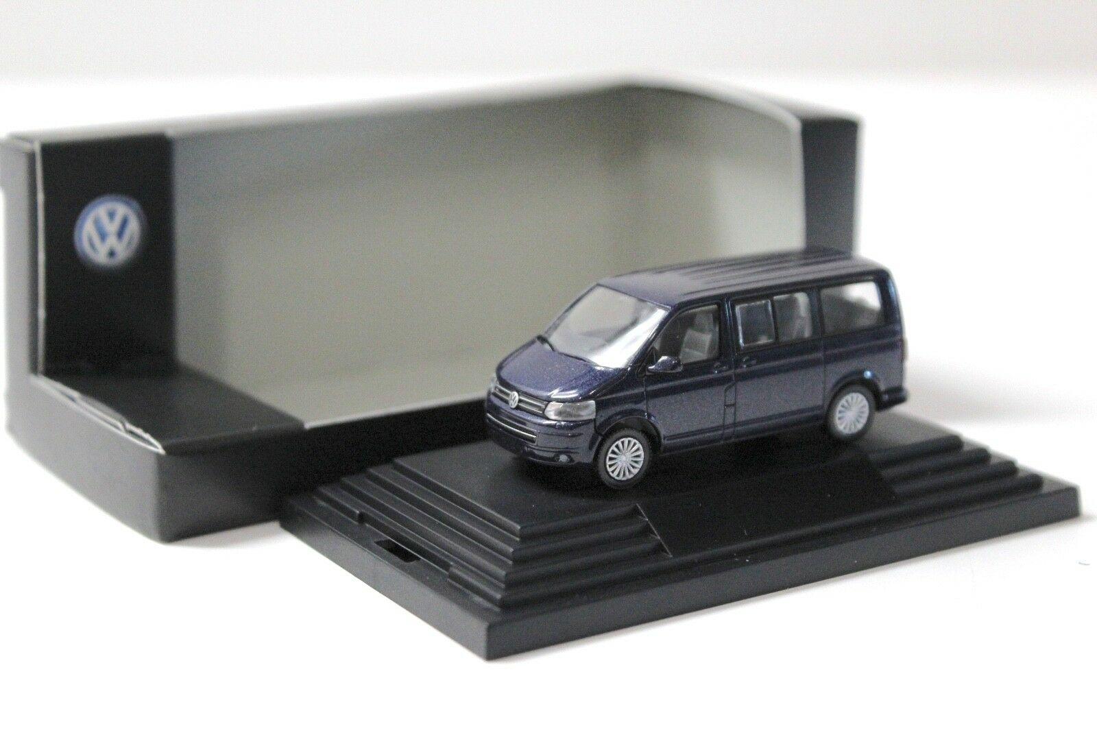 ID 45448 orig.jpg 1:87 Wiking VW T5 Multivan dark blue DEALER VERSION