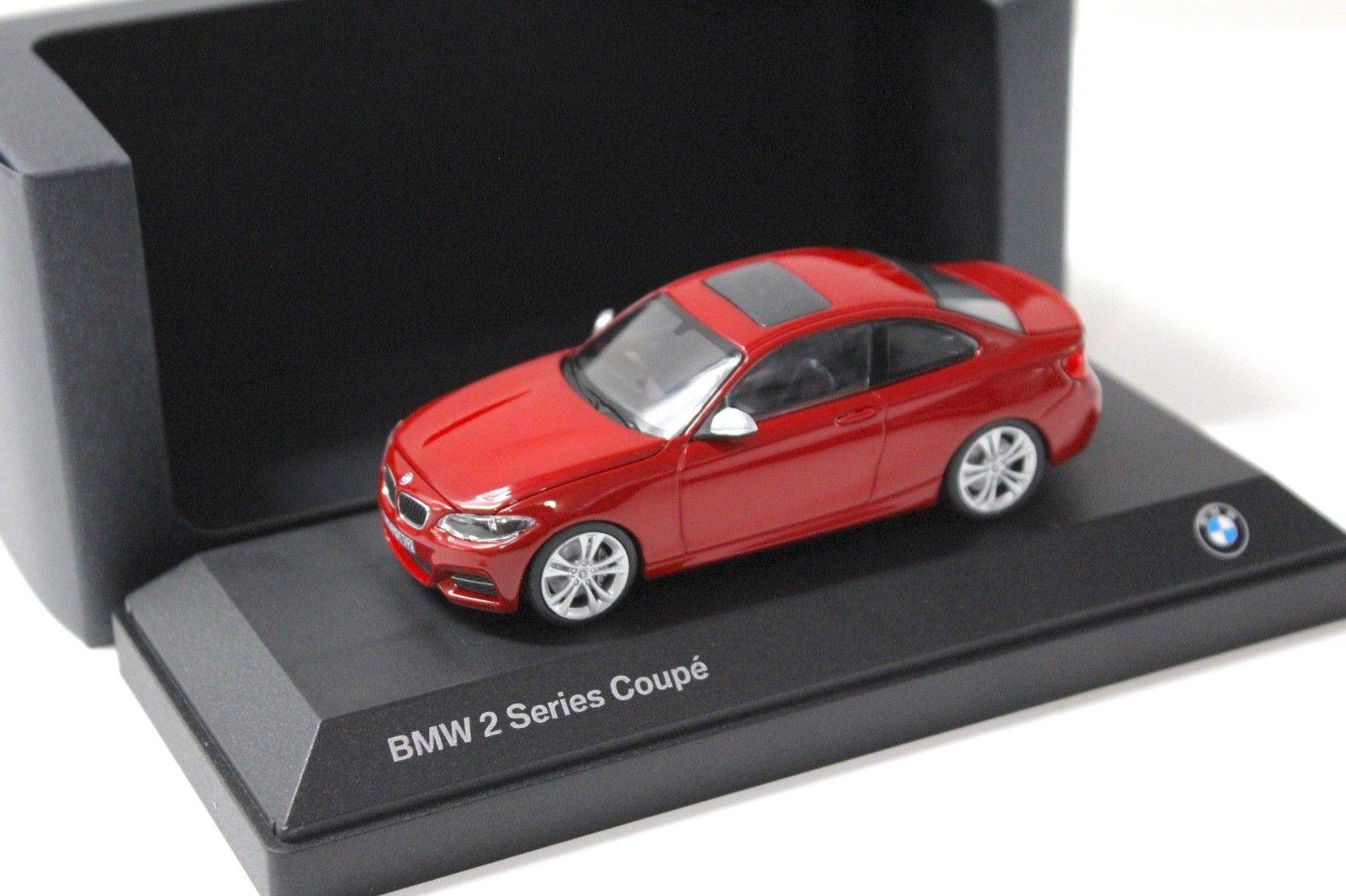 ID 45455 orig 1.jpg 1:43 Minichamps BMW 2er F22 Coupe red DEALER VERSION
