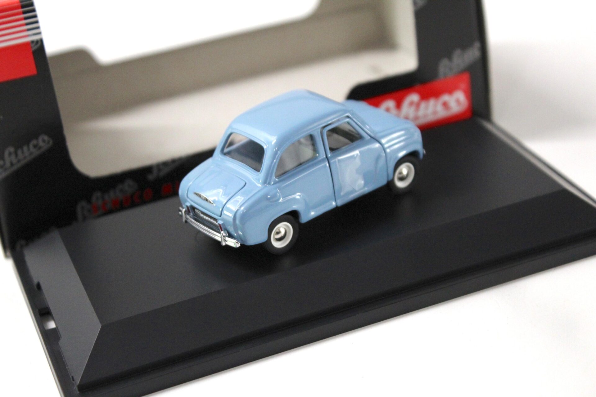 1:43 Schuco Goggomobil light blue