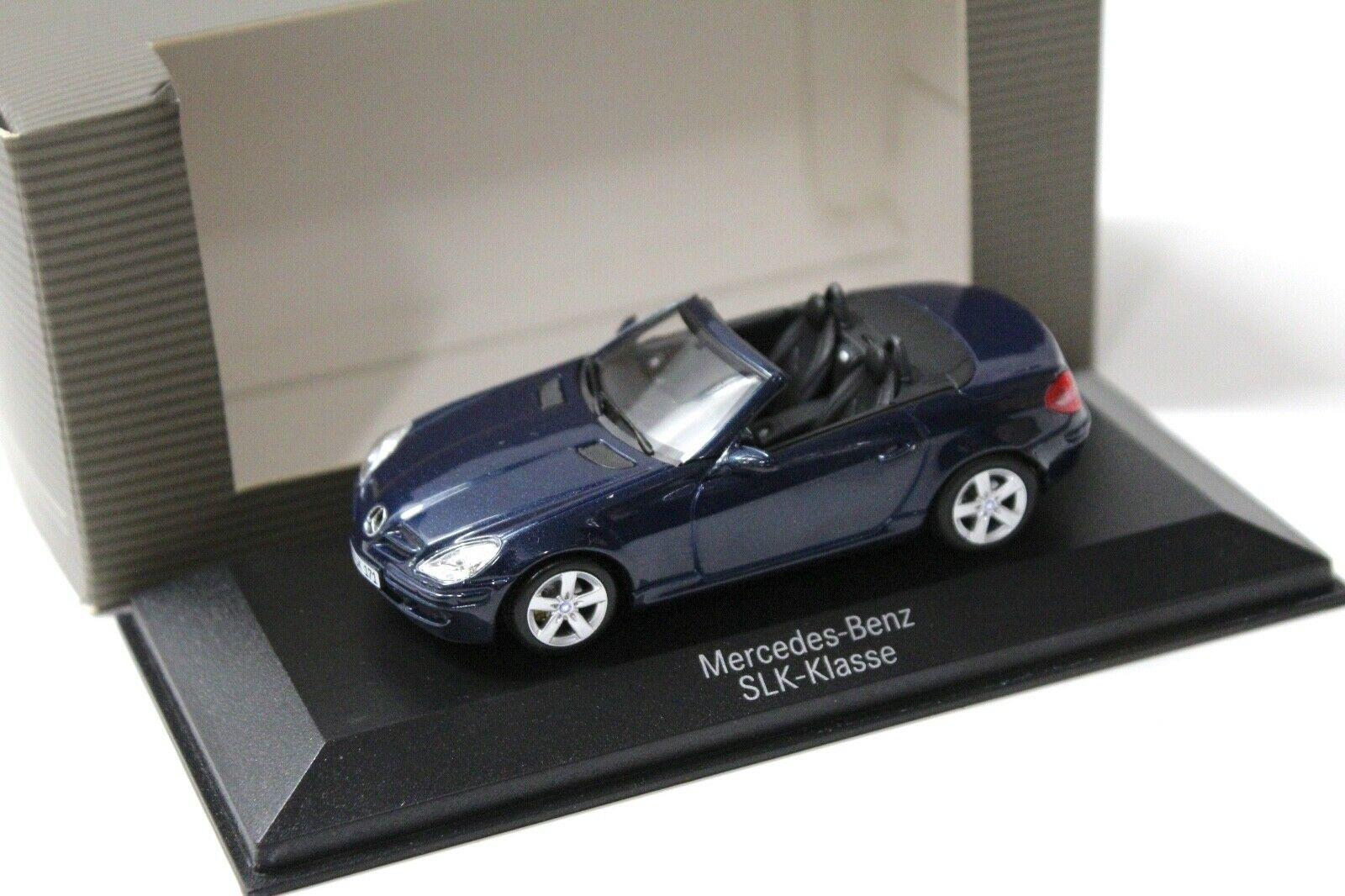 ID 45621 orig.jpg 1:43 Minichamps Mercedes SLK dark blue DEALER VERSION