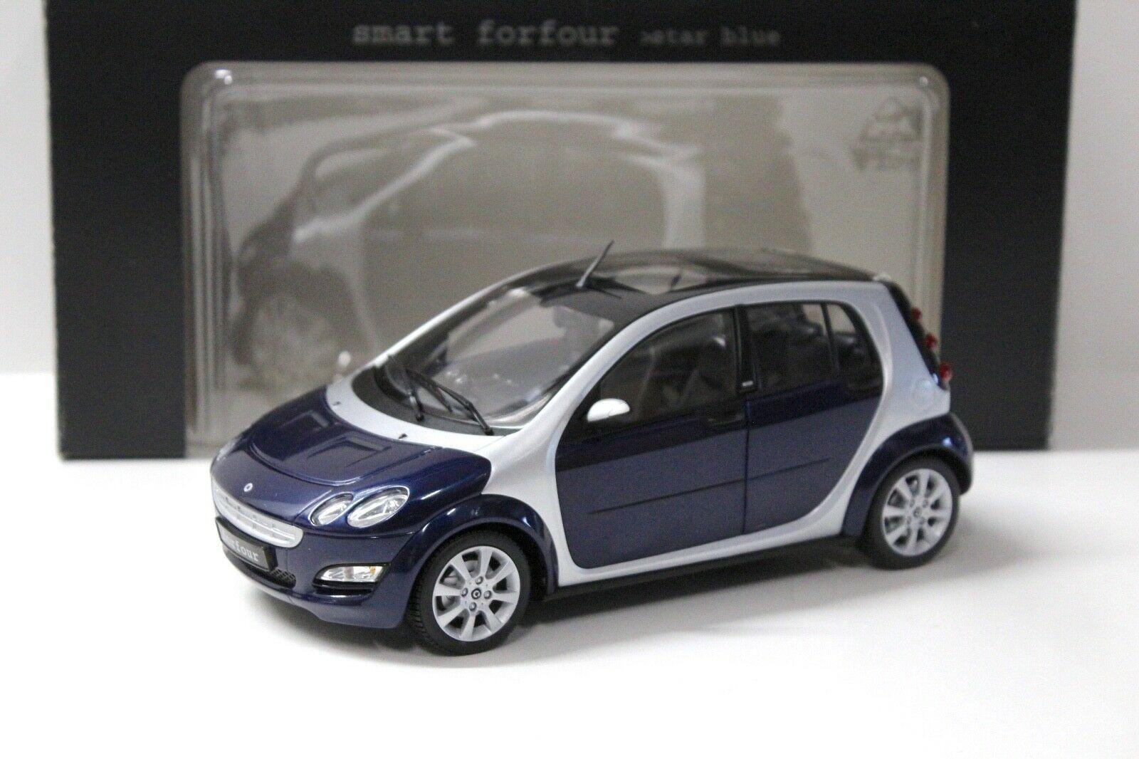 ID 46275 orig.jpg 1:18 Kyosho Smart Forfour Star blue DEALER VERSION
