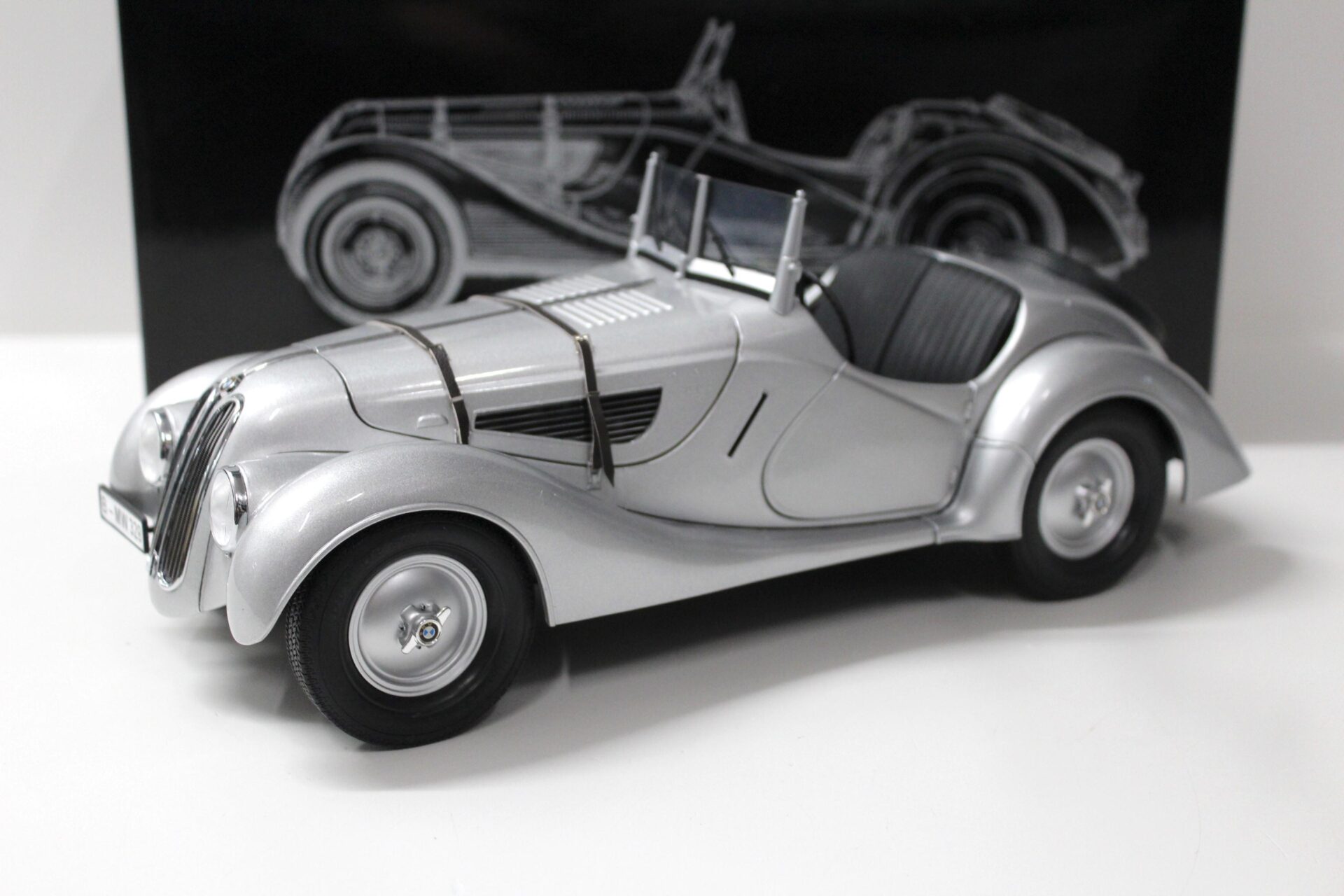 ID 47397 orig.jpg 1:12 Premium ClassiXXs BMW 328 Roadster silver/ silver with Top