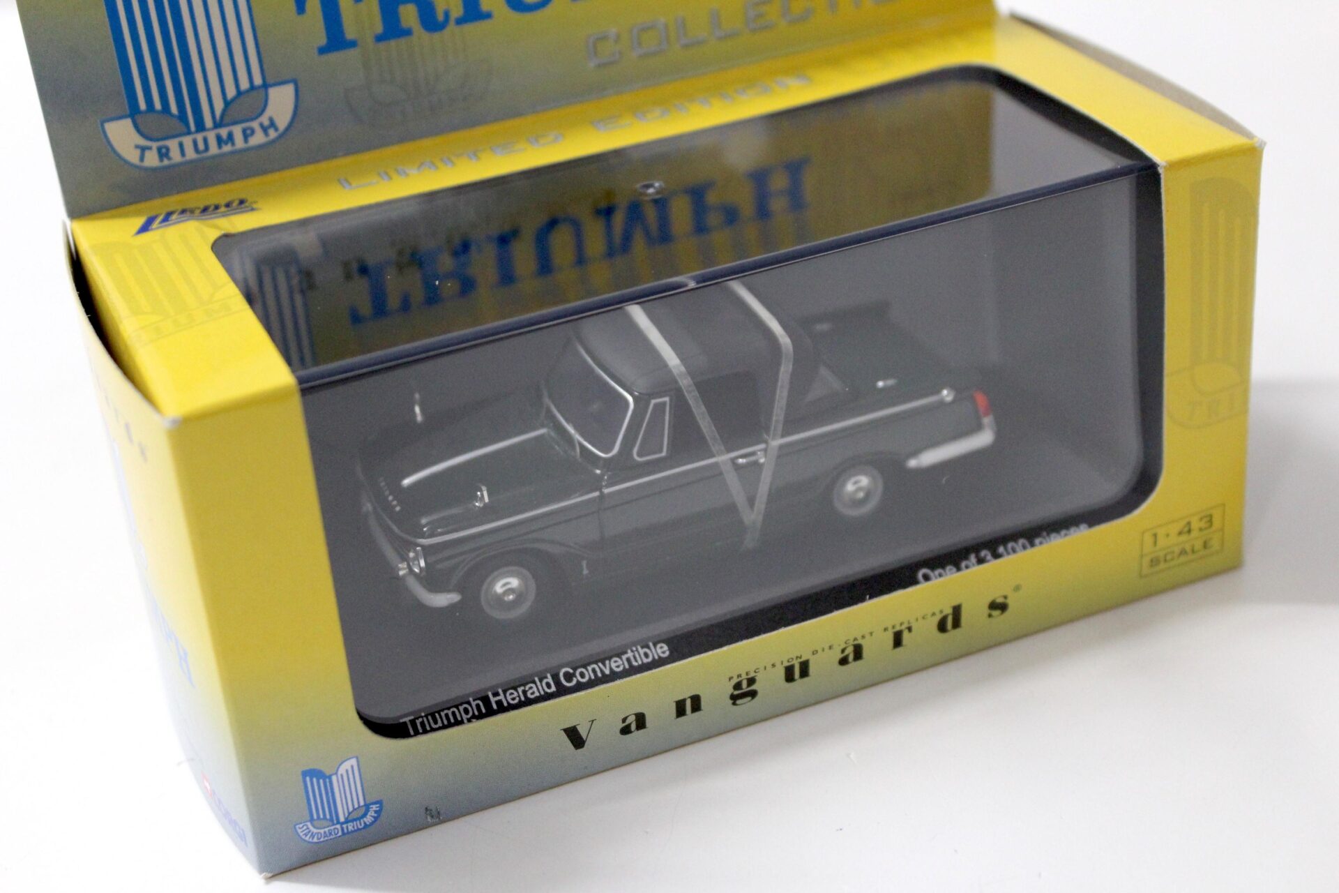 1:43 Vanguards Triumph Herald Convertible with Top Conifer dark green
