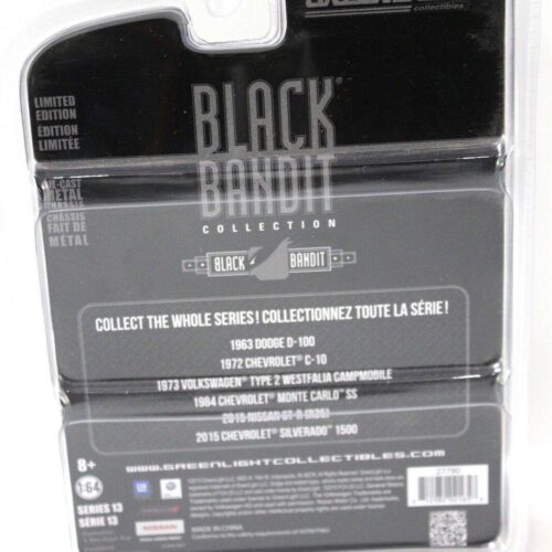 1:64 Greenlight Chevrolet Silverado 1500 *BLACK BANDIT*