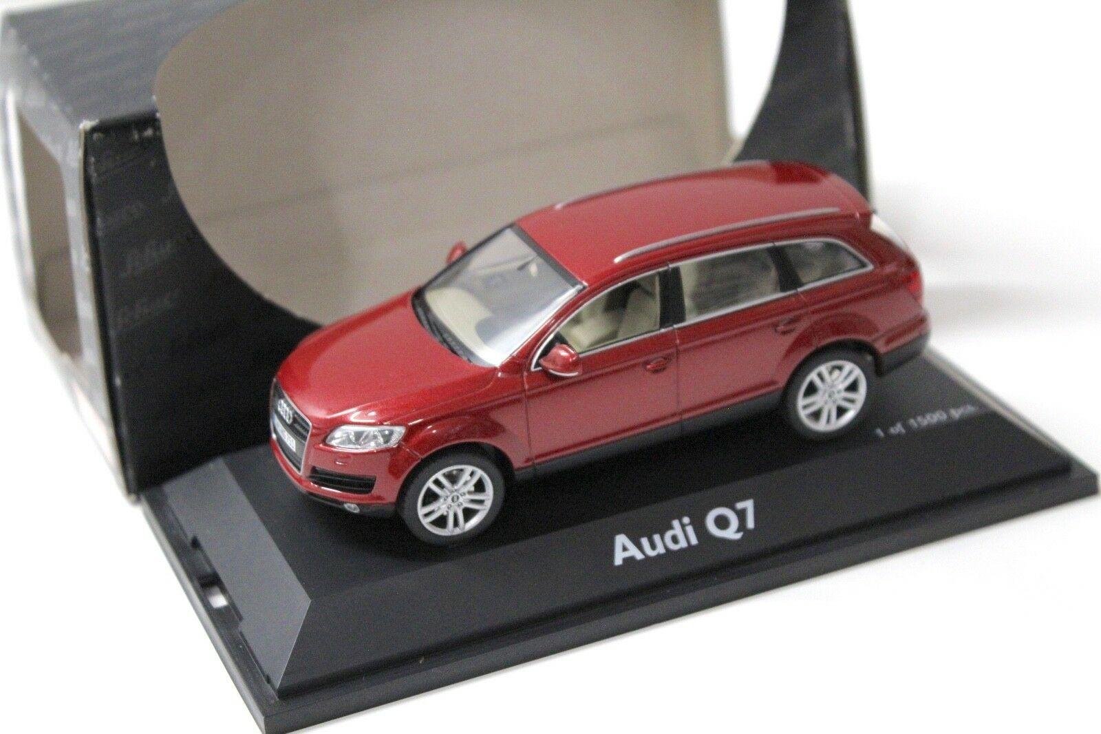 ID 47896 orig 1.jpg 1:43 Schuco Audi Q7 granada red