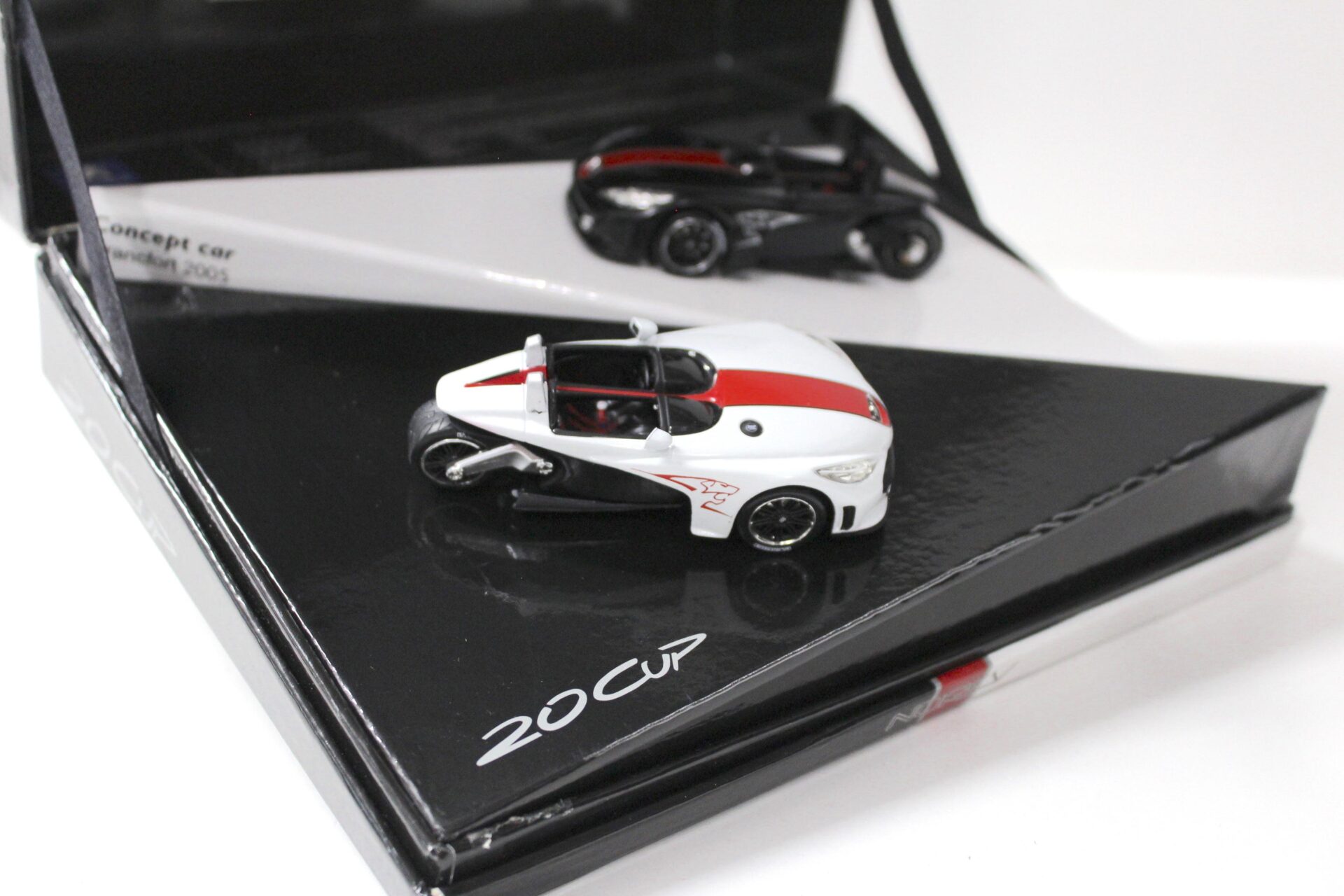 1:43 Norev Peugeot 20 CUP Concept Car SET Coffret 2 pcs white/ black