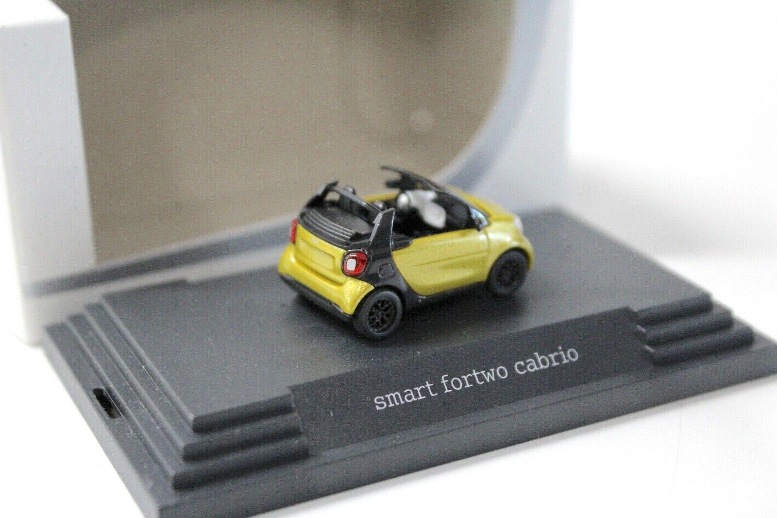 1:87 Busch Smart Fortwo Cabrio yellow/ black DEALER VERSION