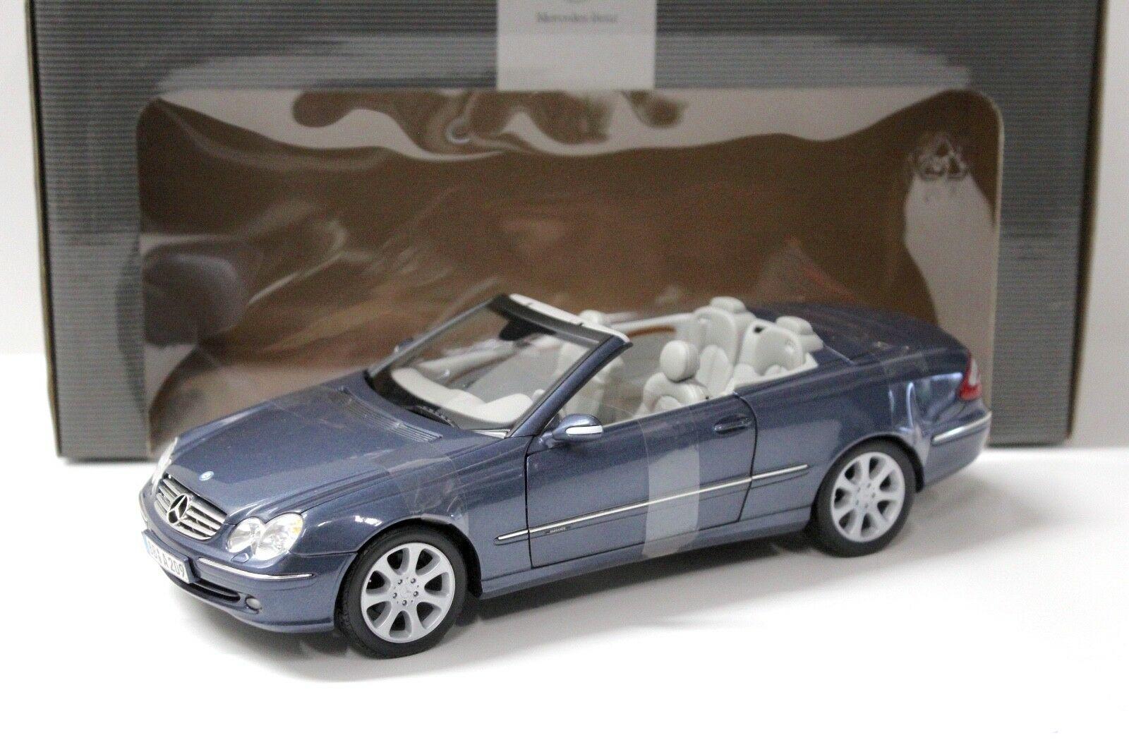 ID 49593 orig.jpg 1:18 Kyosho Mercedes CLK Convertible blue DEALER VERSION