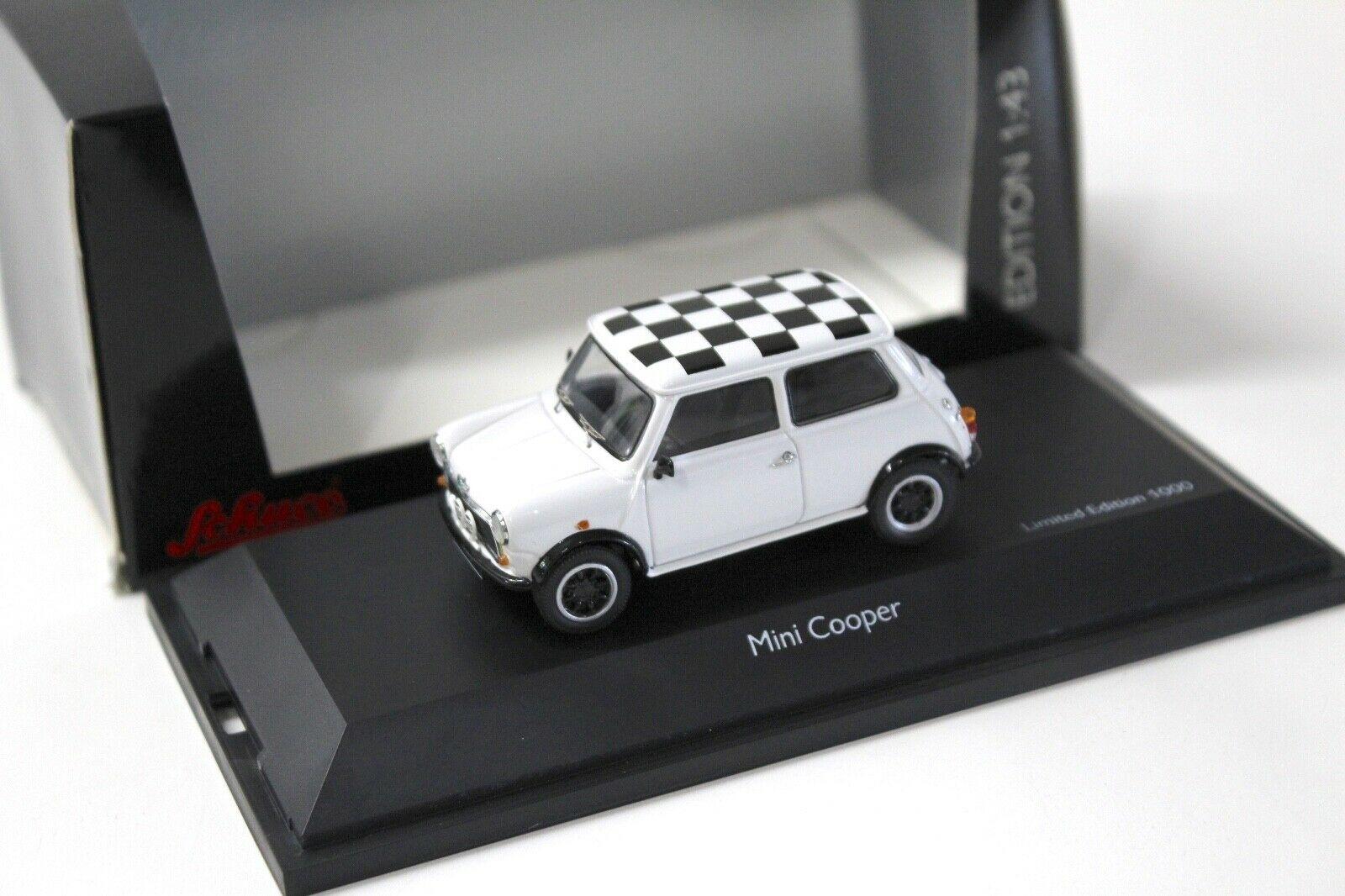 ID 49621 orig.jpg 1:43 Schuco Mini Cooper white / black