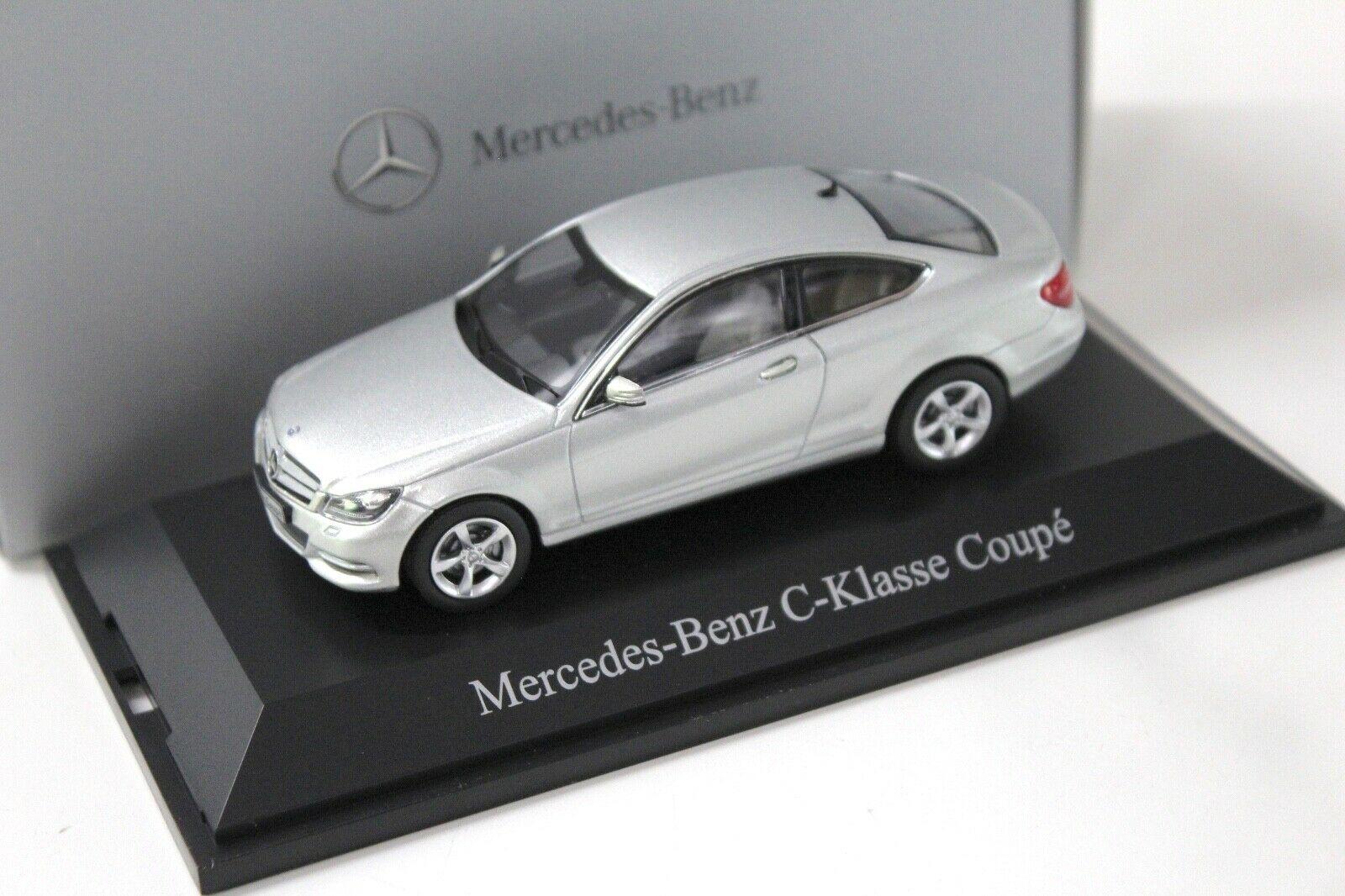 ID 50343 orig.jpg 1:43 Norev Mercedes C-Klasse Coupe silver DEALER VERSION
