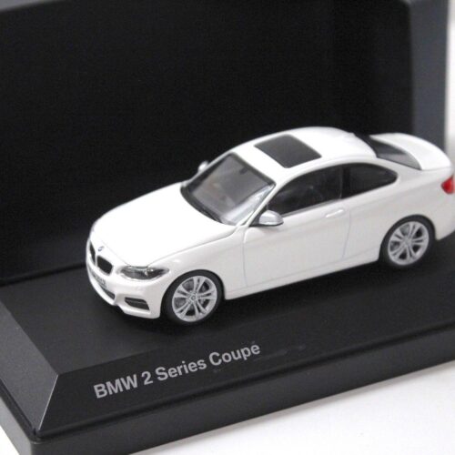 1:43 Minichamps BMW 2er F22 Coupe white DEALER VERSION