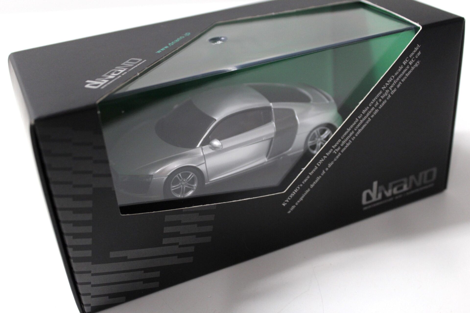 1:43 Kyosho dNANO Audi R8 Coupe silver