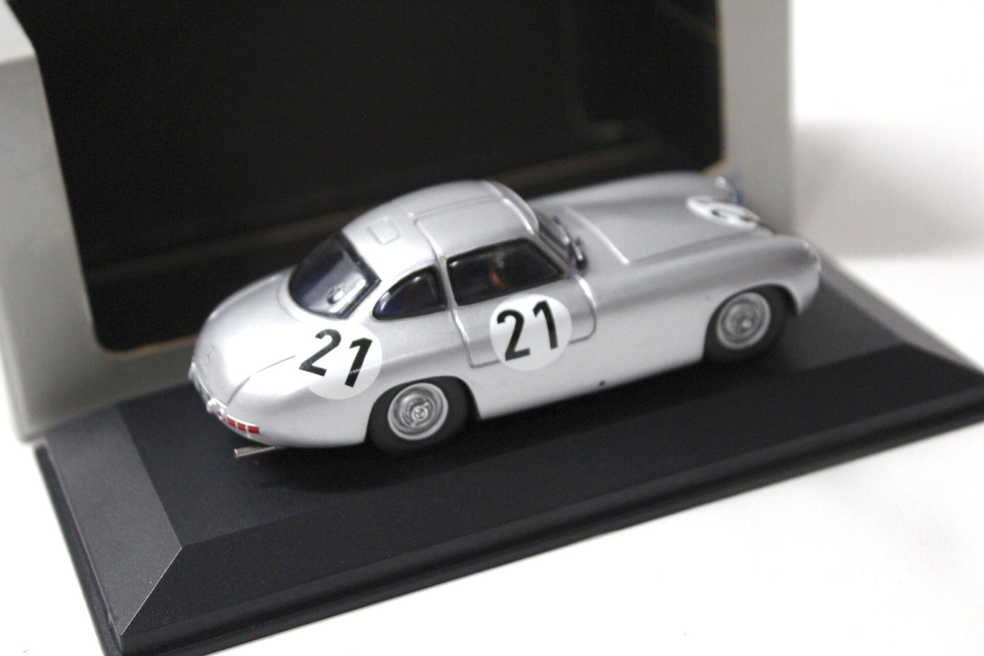1:43 Max Models Mercedes 300SL Lang/ Rieß Winner Le Mans 1952 #21
