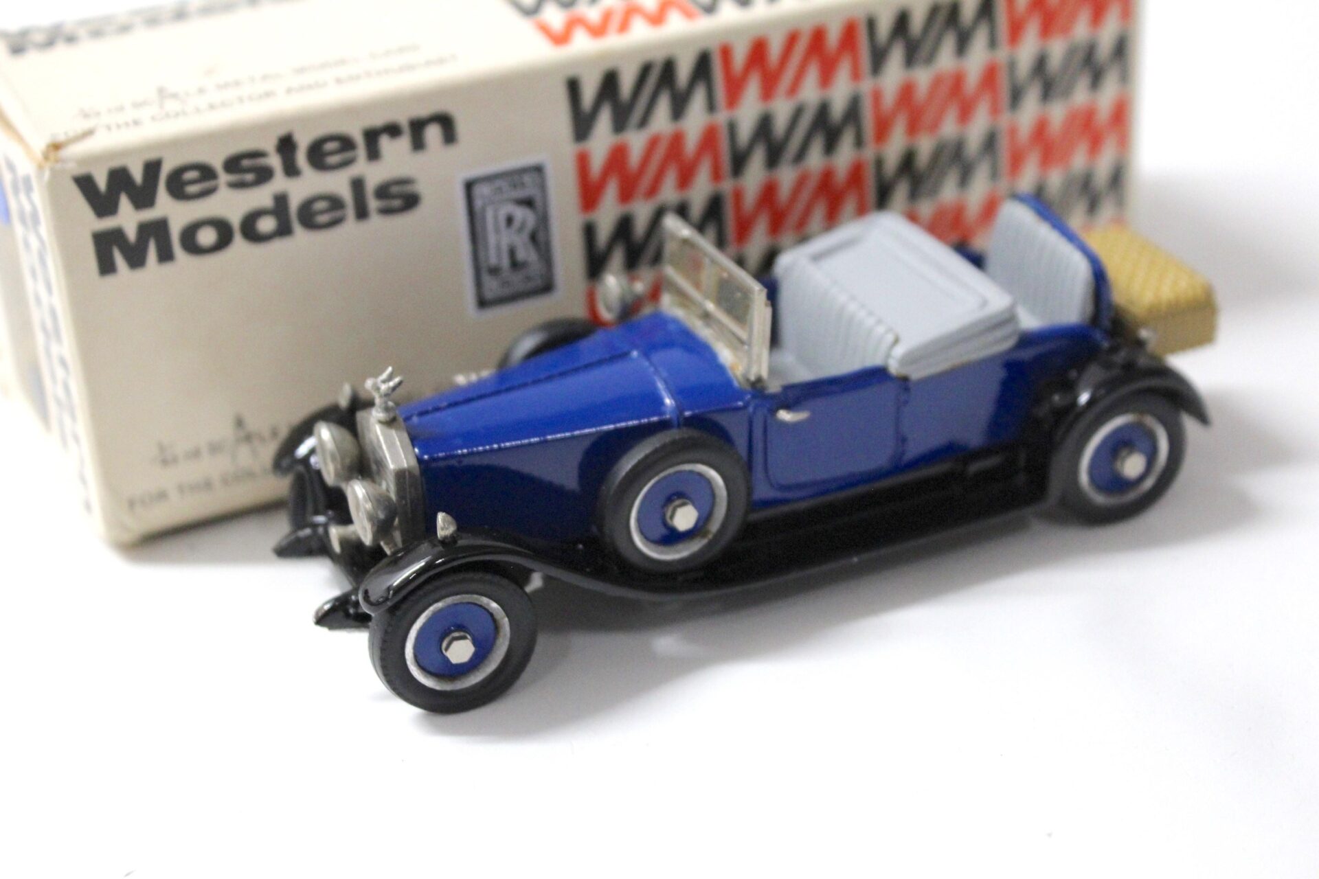 ID 52340 orig.jpg 1:43 Western Models 1926 Rolls Royce Phantom 1 Doctors Coupe blue
