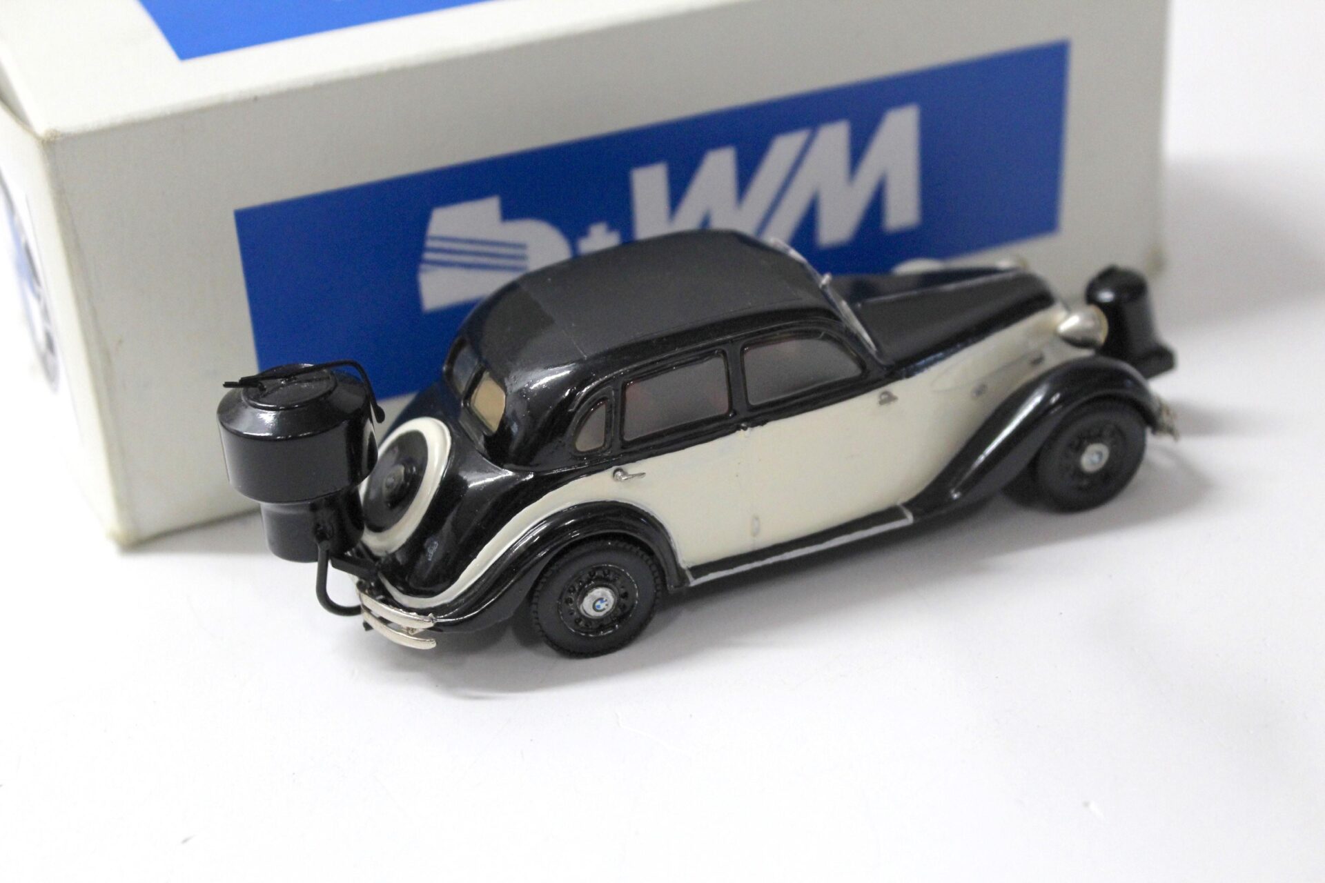 1:43 Western Models 1936 BMW 326 Limousine Holzvergaser Nr.45 Danhausen