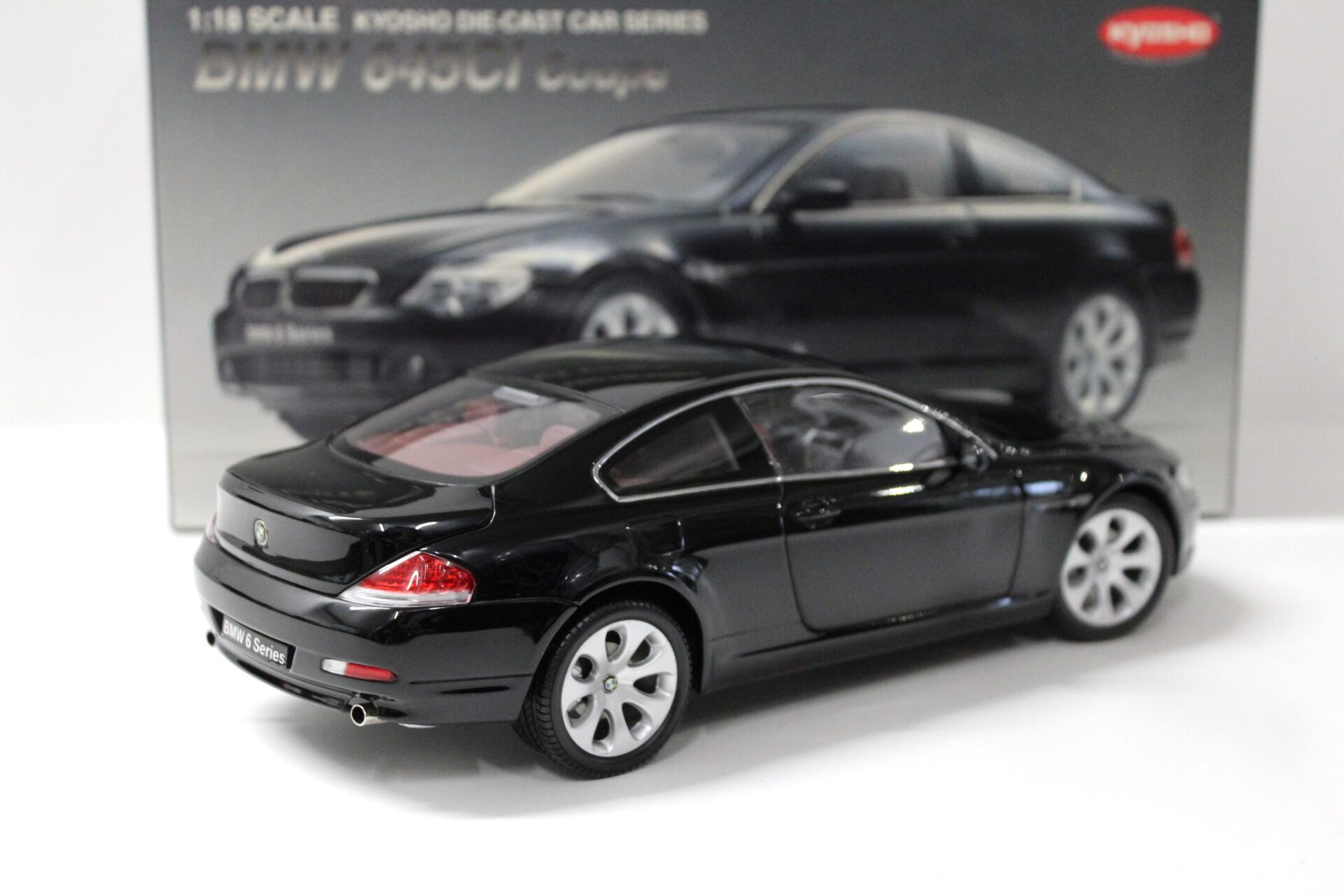 1:18 Kyosho BMW 645CI Coupe E63 black