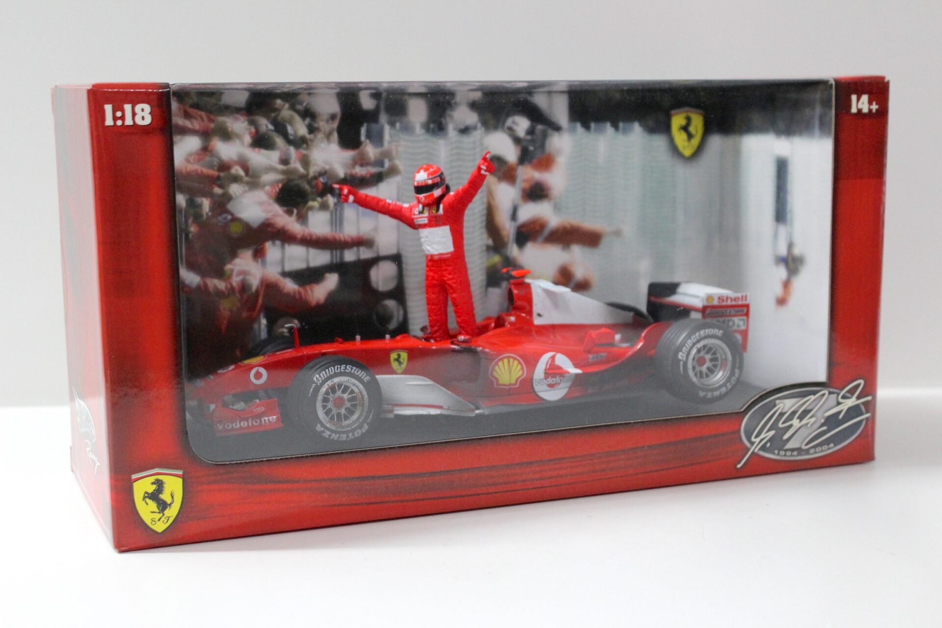 1:18 Hot Wheels Ferrari F1 F2004 World Champion Schumacher Dirt Version #1