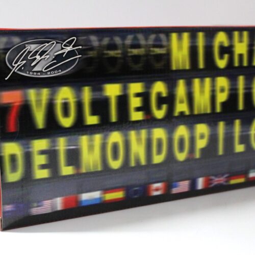 1:18 Hot Wheels Ferrari F1 F2004 World Champion Schumacher Dirt Version #1