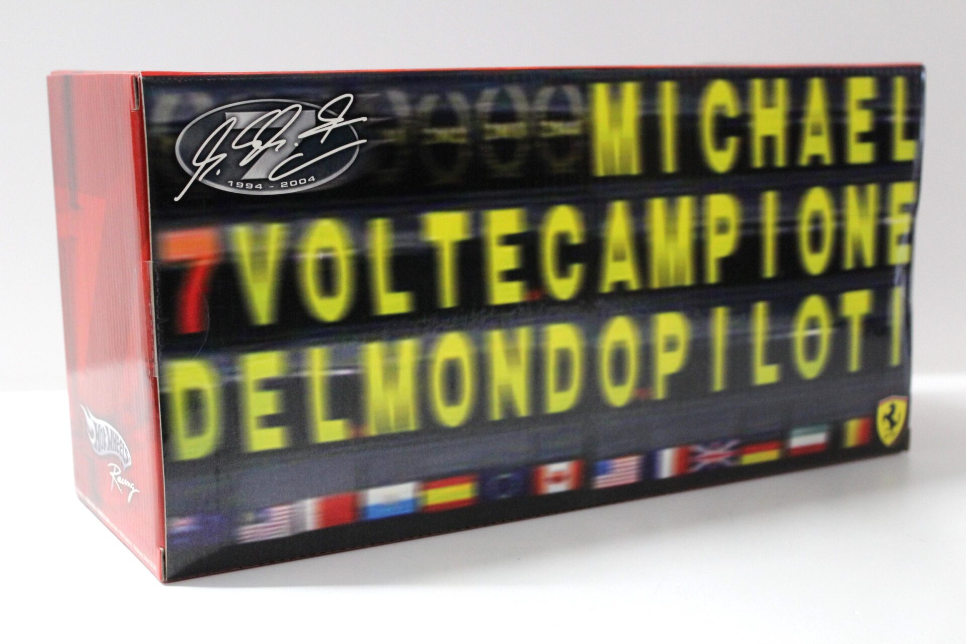 1:18 Hot Wheels Ferrari F1 F2004 World Champion Schumacher Dirt Version #1