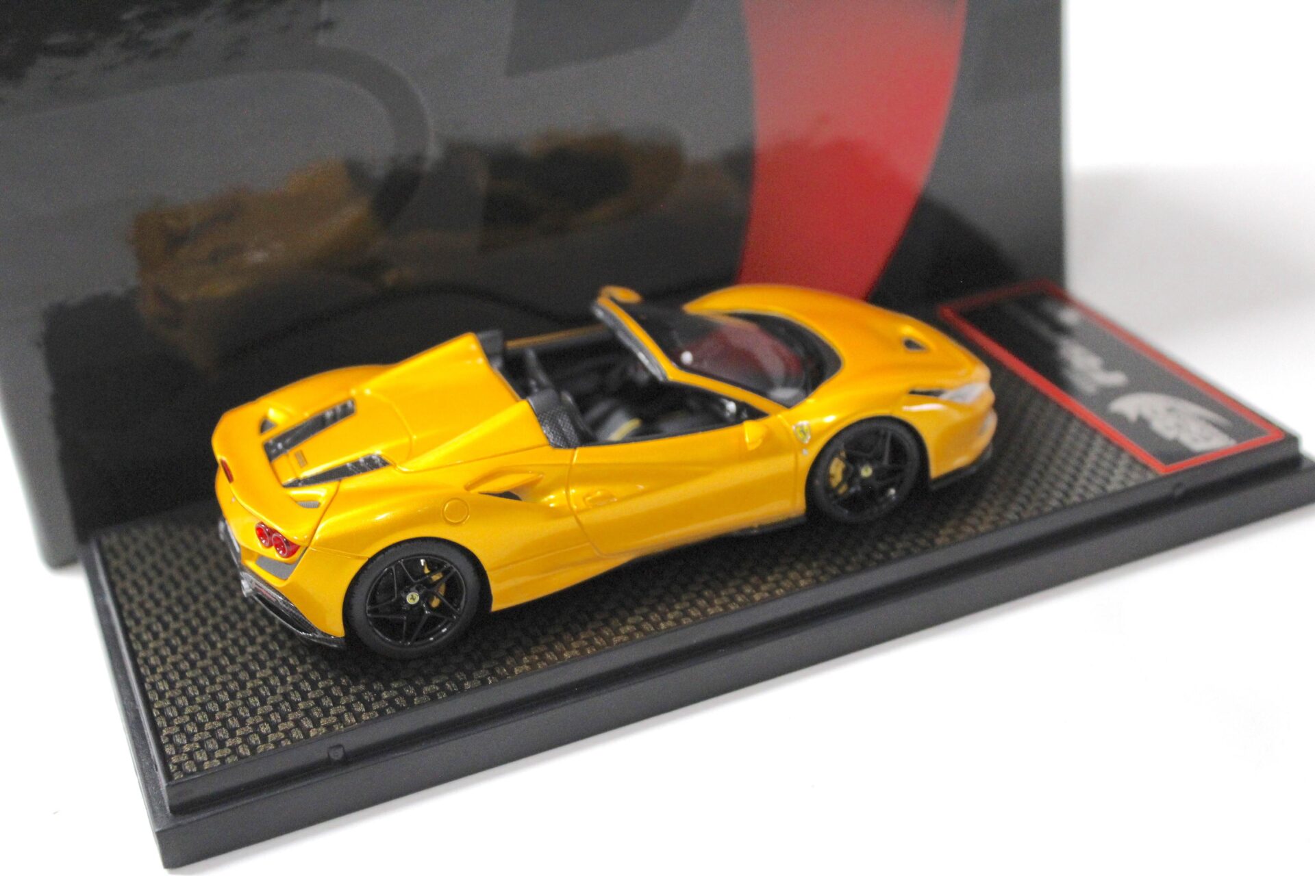 1:43 BBR Ferrari F8 Tributo Spider Giallo Tristrato Limited 32 pcs.