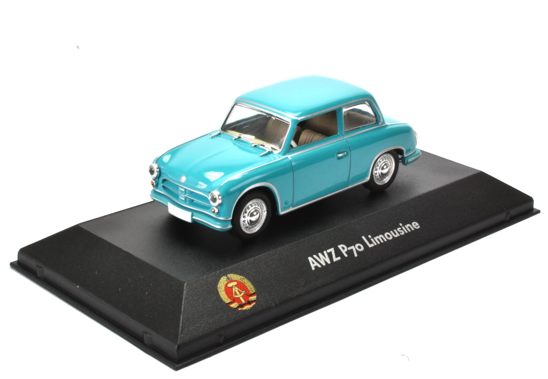 ID 52857 orig.jpg 1:43 Atlas DDR Collection AWZ P70 Limousine blue