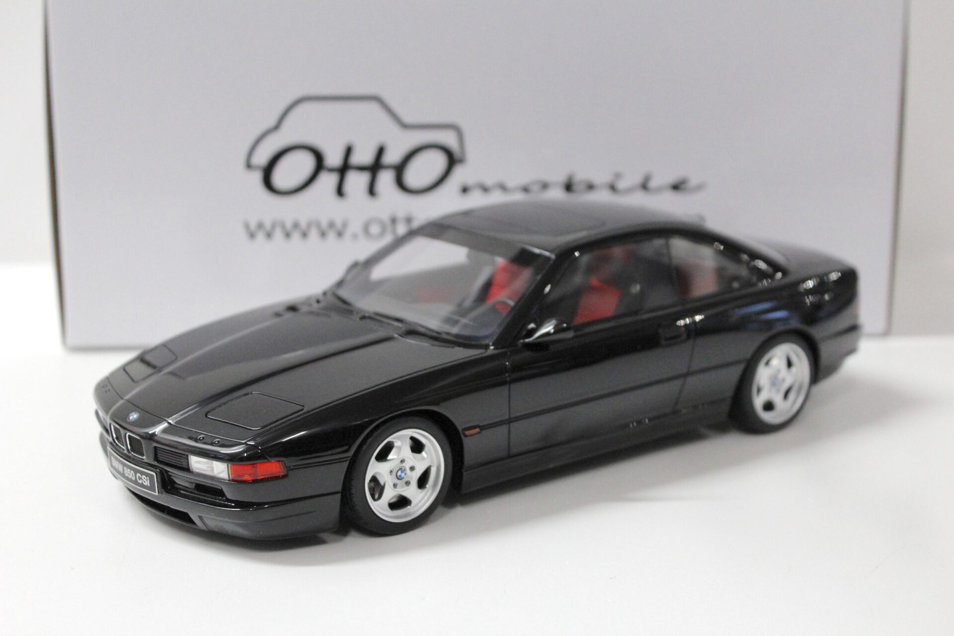 ID 52947 orig.jpg 1:18 OTTO mobile OT904 BMW 850 CSI Coupe 1990 black