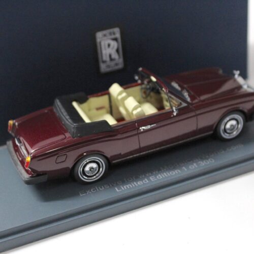 1:43 NEO Rolls Royce Corniche Convertible dark red - Image 2