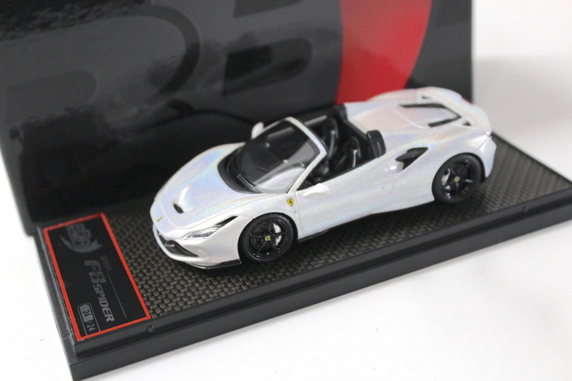 ID 53335 orig.jpg 1:43 BBR Ferrari F8 Tributo Spider Special Pearl white Limited 24 pcs.