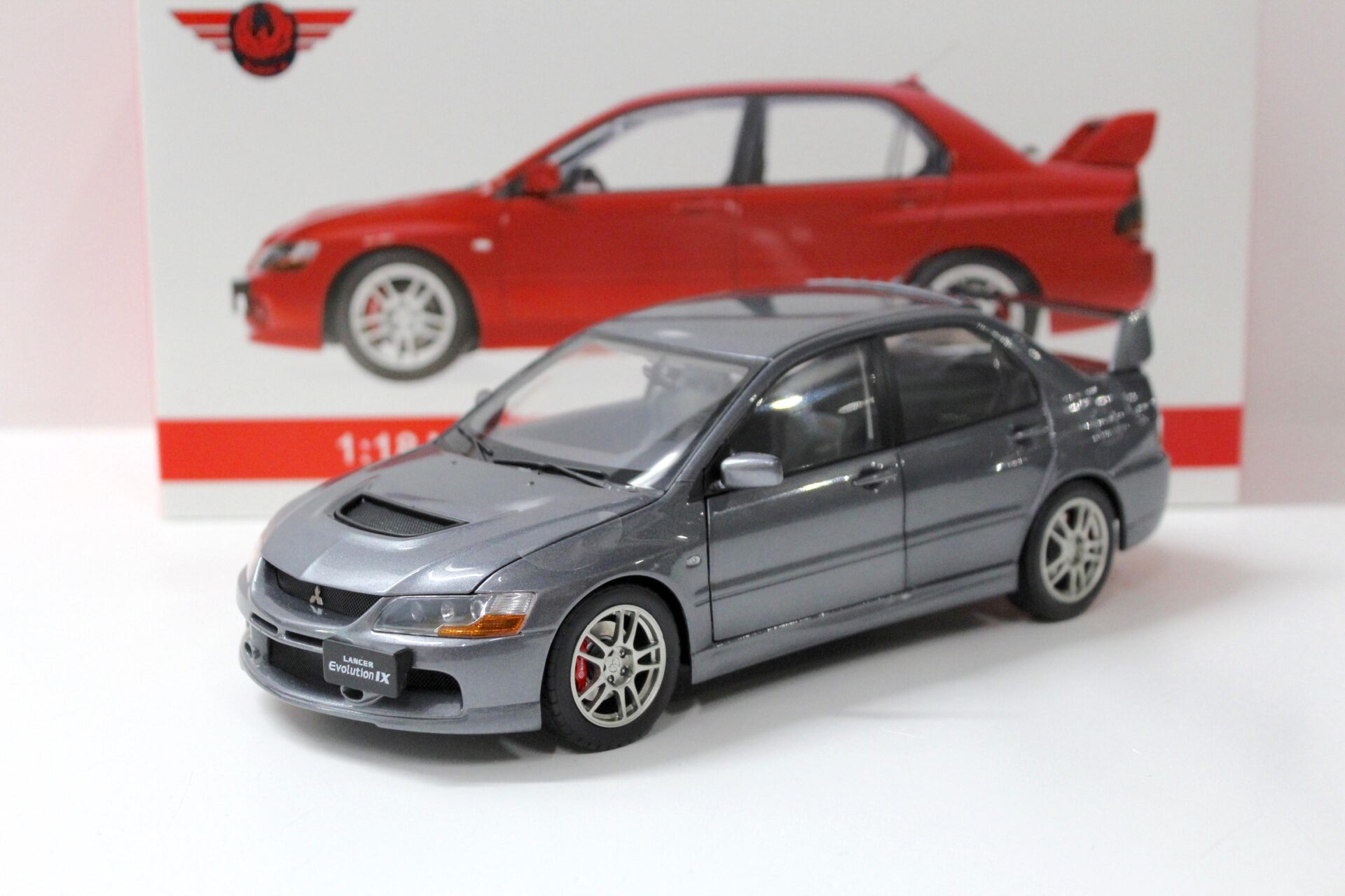 1:18 Kyosho SUPER A Mitsubishi Lancer Evolution IX GSR grey metallic