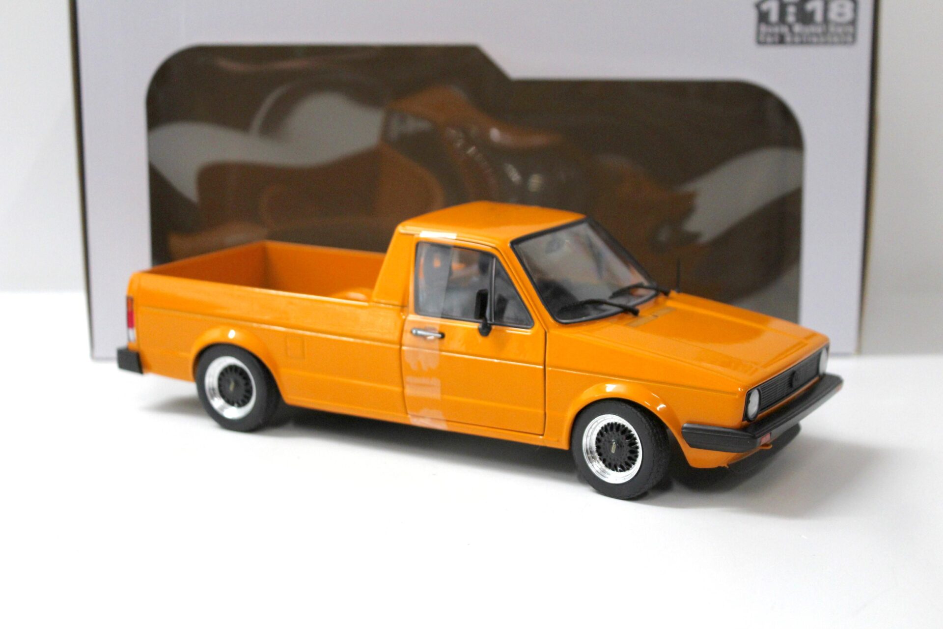 1:18 Solido VW Caddy MK1 Pick Up Custom orange 1982